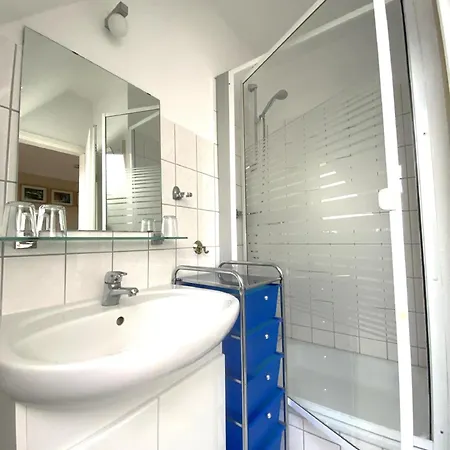 An De Baek Bornstuebchen * Born